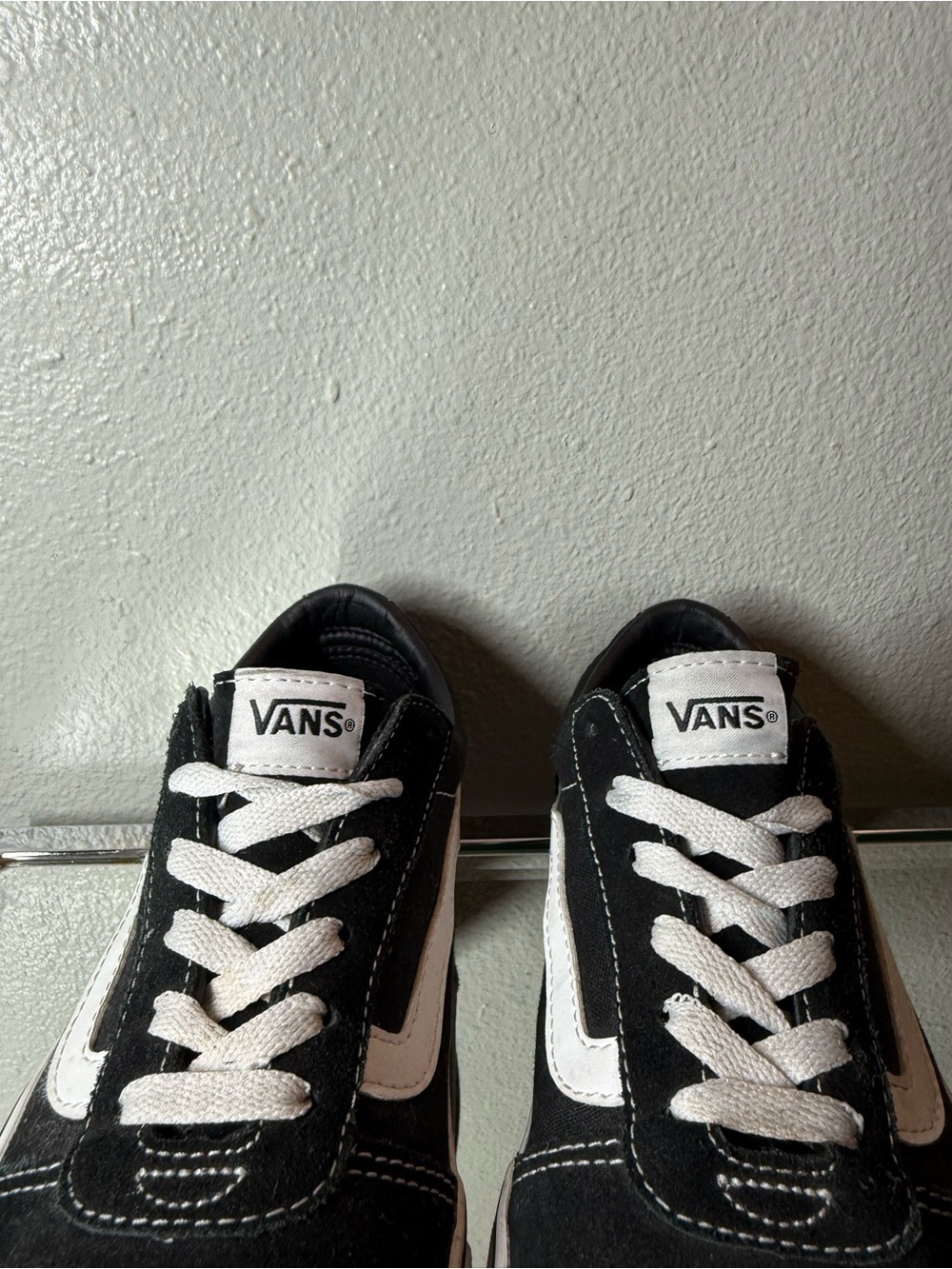 Vans Black White Sidestripe Low Top Skate Sneakers Women’s Size 7 - Picture 4 of 7